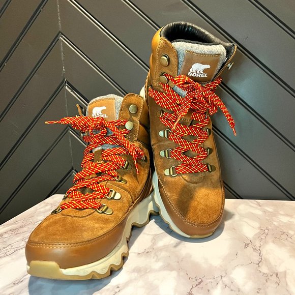 sorel women's kinetic conquest boot velvet tan